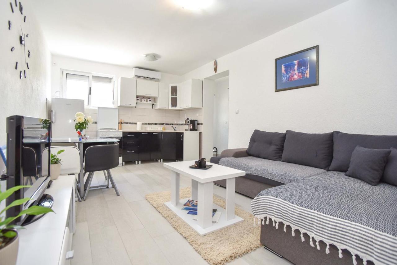 Ban Apartmani Budva Kültér fotó